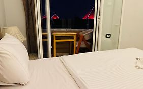 Capital Of Pyramids Hotel